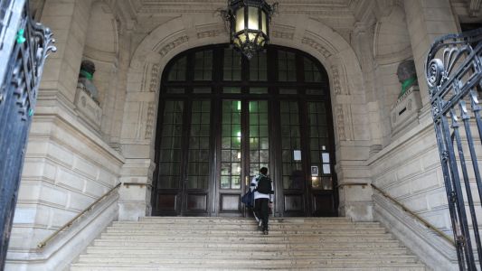 Tres de los acusados de acoso en el Nacional Buenos Aires pidieron ser trasladados