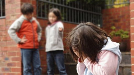 Kiara tiene 5 años, sufre bullying y no quiere regresar a la escuela