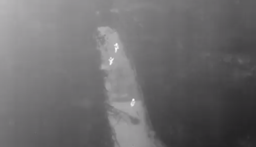 Video: encontraron a la víctima de una violación gracias a la  cámara infrarroja de un drone