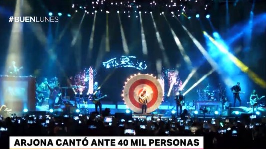 Arjona se presentó ante más de 40.000 personas en el Campo de Polo