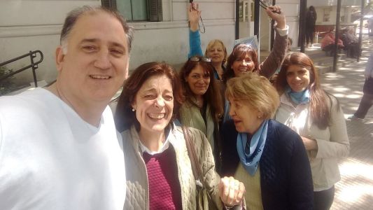 Se realizó un aborto no punible a pesar de la oposición de militantes "provida"