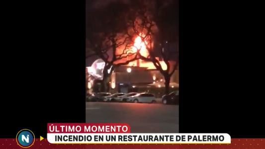 Impresionante incendio en el restaurante Kansas de Palermo