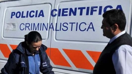 Mendoza: encontraron a una estudiante desnuda y sin vida en su departamento
