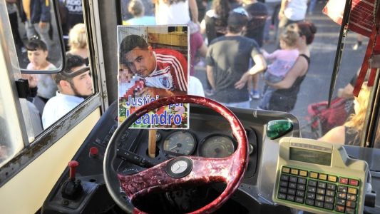 Arma incautada a hermanos paraguayos es la que se usó para matar al chofer de la 620