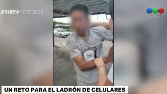 Robó un celular y recibió un sermón: "¿Te parece bien lo que hiciste?"
