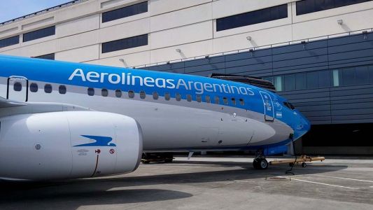 Pilotos reclamaron a Aerolíneas Argentinas pago extra en 24 cuotas para abonar el gas