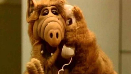 Se conocieron por Tinder, se hizo el gracioso con un audio de Alf y ella canceló la cita