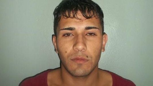 Se fugó un preso con las 3 pistolas 9 milímetros de los guardias