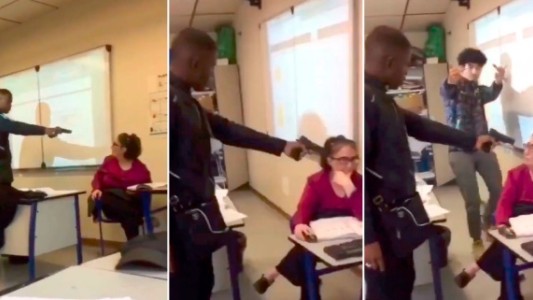 Un estudiante francés amenazó a la profesora con un arma para que le ponga presente