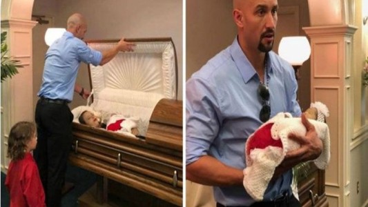 Compartió en redes sociales la foto de su esposa y de su bebé en el ataúd para pedir justicia