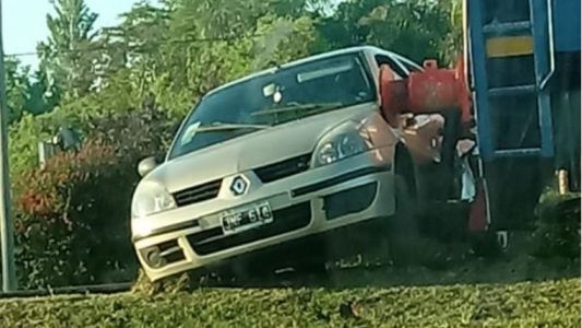 Un conductor murió tras cruzar con la barrera baja y ser arrollado por un tren en Rosario