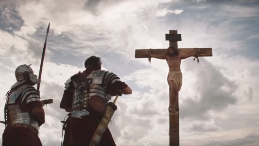 Polémica por el spot en el que convencen a Jesús para que done órganos