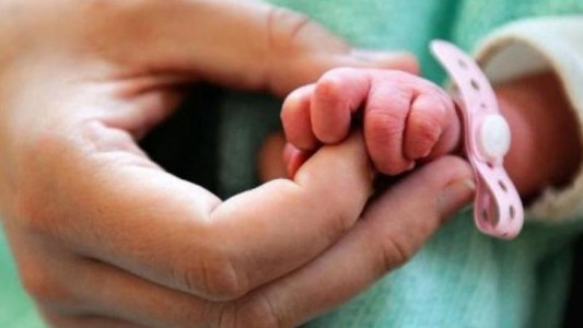 Alarma por el nacimiento de varios bebés sin brazos ni piernas