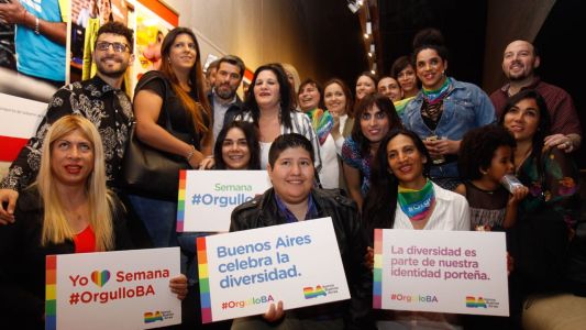 Una muestra fotográfica documenta el acceso al trabajo de las personas trans