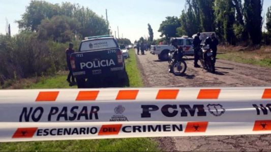 Femicidio en Mendoza: degolló a su ex en la calle y tiró el cuerpo a un barranco