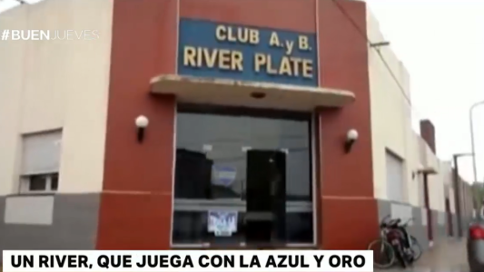 Un River que juega con la azul y oro