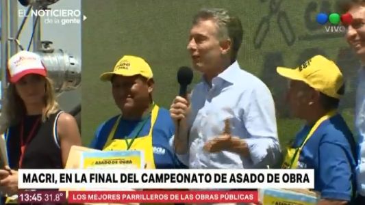 Macri, presente en la final del Campeonato de Asado de Obra: "Disfrutemos el partido en paz"
