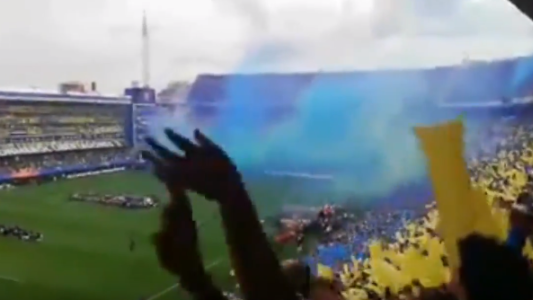 La Bombonera on fire: así fue el recibimiento de los hinchas de Boca a su equipo en la Superfinal