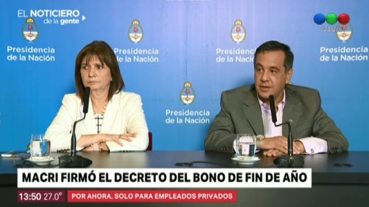 Macri firma el decreto que otorga un bono de fin de año a trabajadores