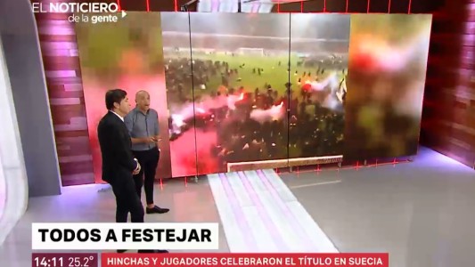 Impresionante invasión de campo en un festejo de campeonato en Suecia