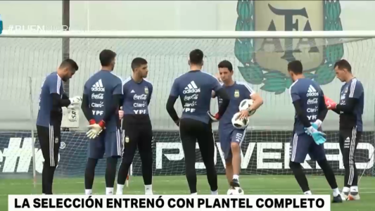 La Selección entrenó con plantel completo