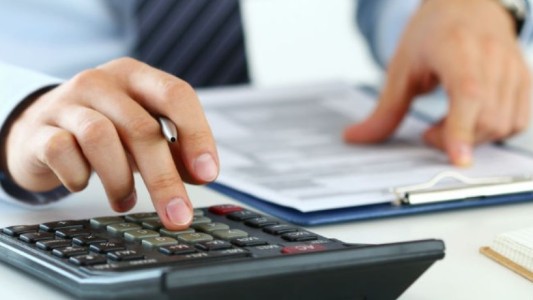 ¿Alivio? Por el bono de fin de año, más trabajadores podrían pagar Ganancias