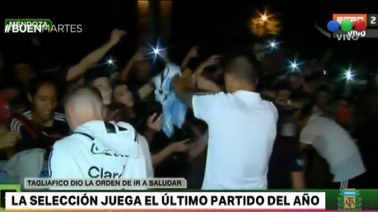 La selección juega el último partido del año