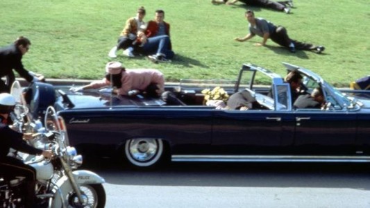 El relato del guardaespaldas de John F. Kennedy: "Todavía recuerdo que vi como no había cerebro en su cabeza"