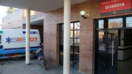 Investigan la muerte de un bebé: padrastro afirmó que se le cayó de los brazos