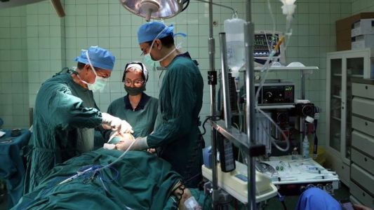 Empresas importaron prótesis y respiradores peligrosos para los pacientes