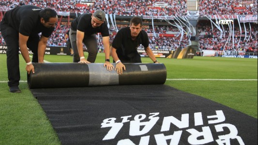 Superfinal: Génova se ofrece como sede para que jueguen River y Boca