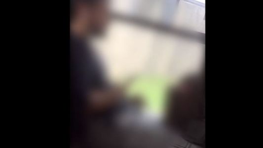Lo detuvieron por masturbarse en el colectivo