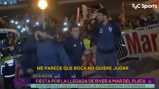 Gran recibimiento a River en Mar del Plata