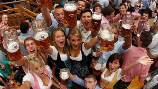 Piden prohibir los "2 x1" de bebidas alcohólicas en Córdoba