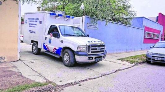 Los padres dicen que su beba murió porque "se cayó arriba de un cuchillo"