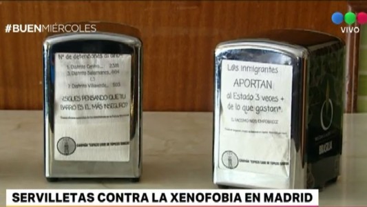 Servilletas contra la xenofobia en los bares de Madrid