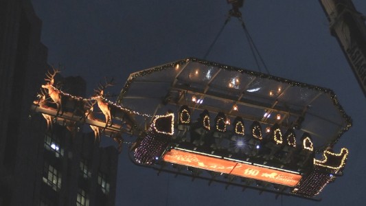 Video: una cena en el trineo de Papá Noel