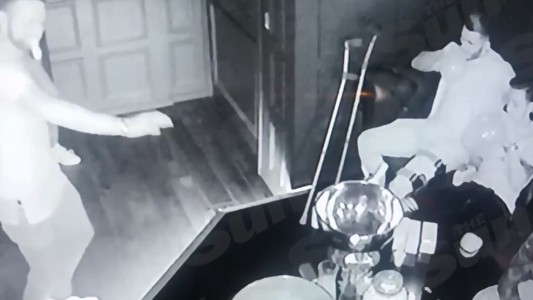 Escándalo en Inglaterra por un video de jugadores del Arsenal inhalando el “gas de la risa”