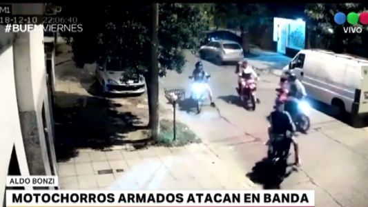 Motochorros atacan en banda en Aldo Bonzi