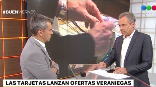 Las tarjetas lanzan ofertas de verano