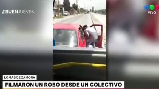 Filmaron un robo desde un colectivo