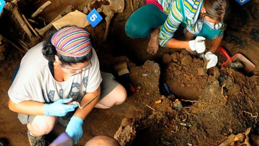 El Equipo Argentino de Antropología Forense suspendió sus actividades por falta de fondos del Estado