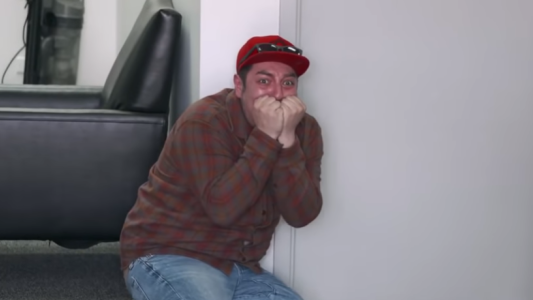 Un hombre que vivía en su auto ganó 250.000 dólares en la lotería