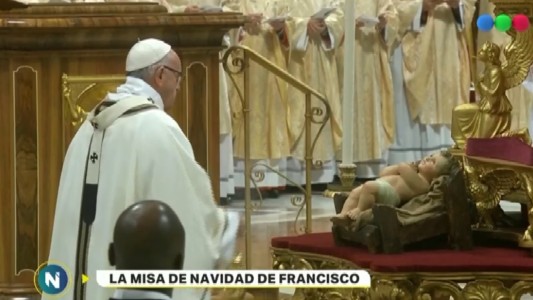 El papa Francisco celebró Navidad con una misa en la Basílica de San Pedro