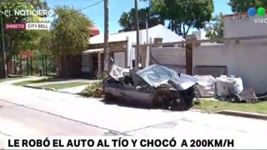 Le robó el auto al tío y chocó a 200 km/h
