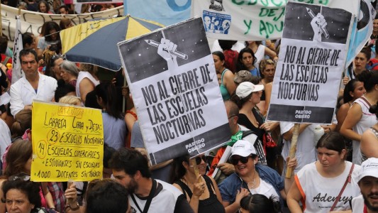 Sin quórum en la Legislatura porteña, fracasó la sesión para impedir el cierre de colegios nocturnos