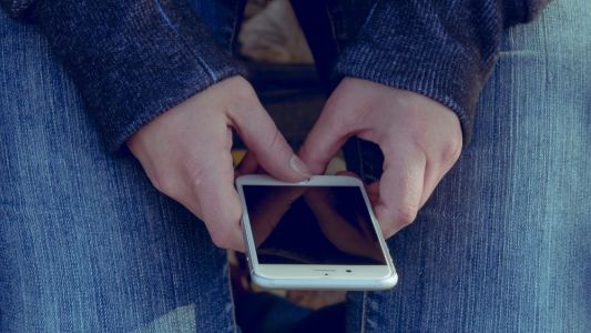 Detuvieron a un hombre que acosaba a una nena de 13 años por Whatsapp