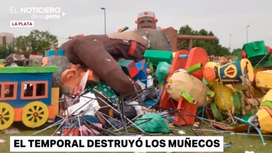 El temporal destrozó los tradicionales muñecos de La Plata