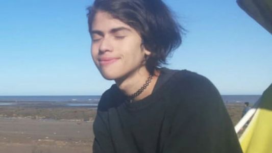 Furia y tristeza: los mensajes de Facebook del chico que se quitó la vida en Bariloche