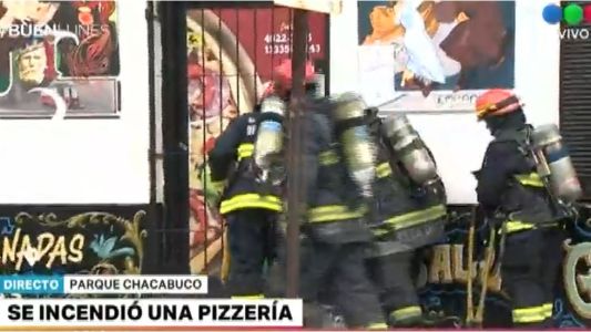 Se incendió una pizzería en Parque Chacabuco